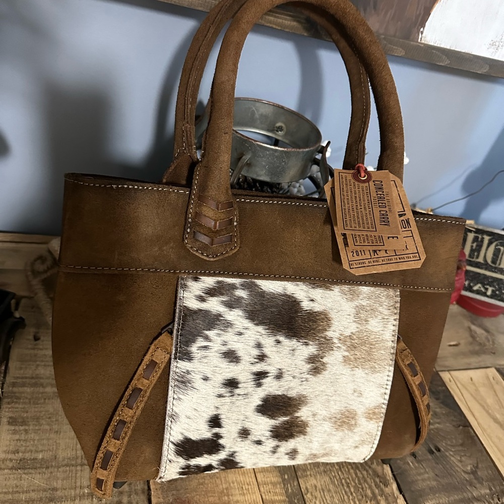 STS Ranchwear ladies conceal carry purse.